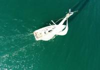 barcha a vela barca a vela da cima d'albero yacht a vela